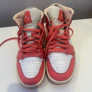 Air Jordan 1 High